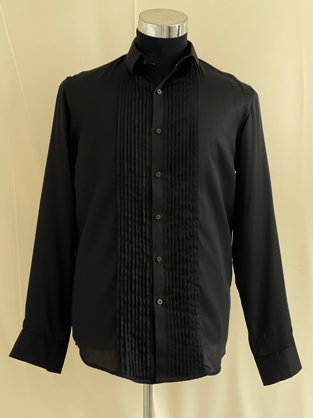 Tuxedo Shirt in Tencel™ Satin Jet Black