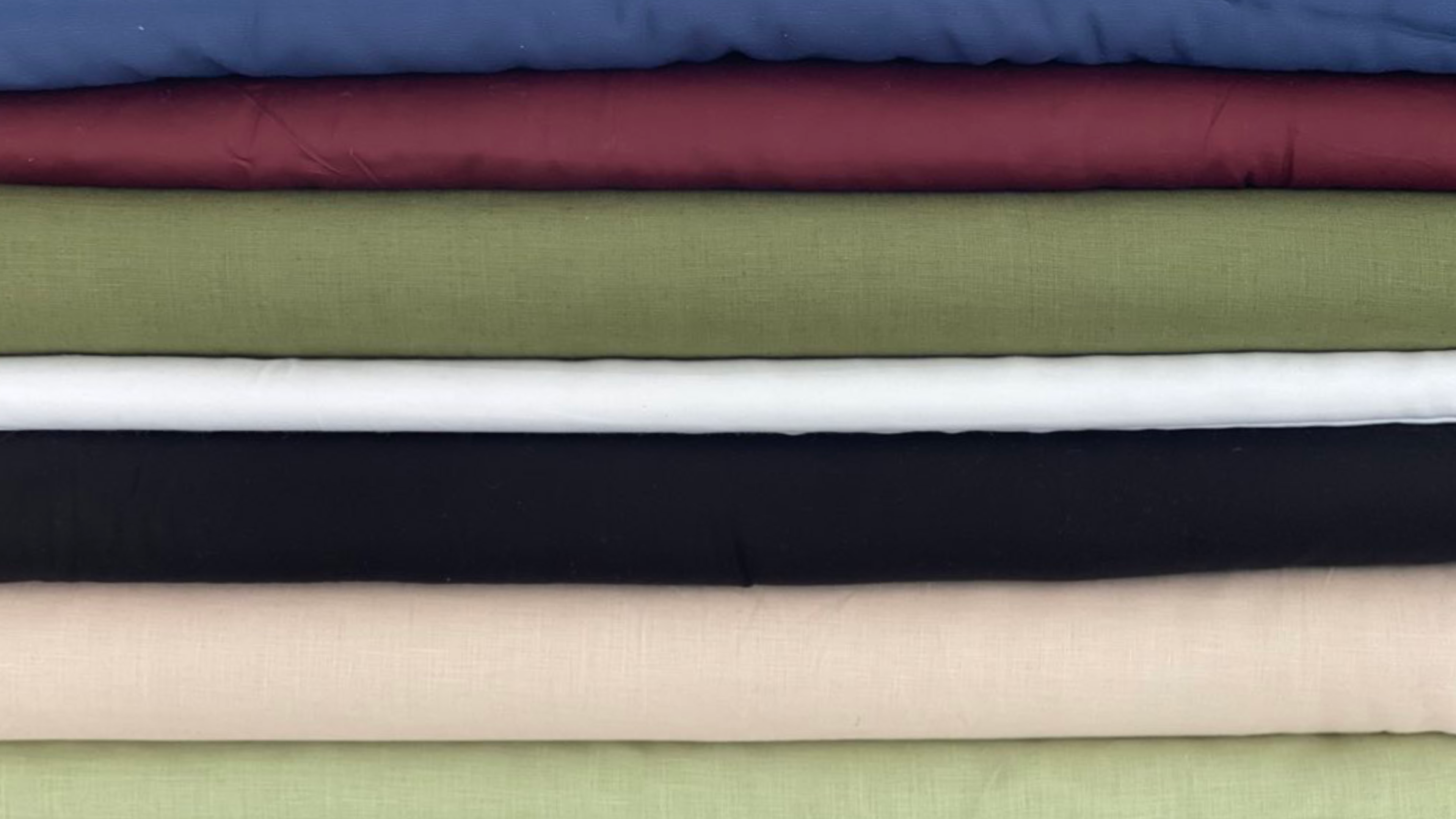 Fabrics Antaratma uses are sustainable fabrics, both natural fibres and man-made fibres